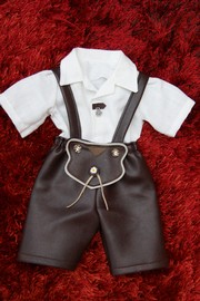 B�renkleidung Theo